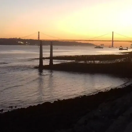 Historical Flat Design Apartamento