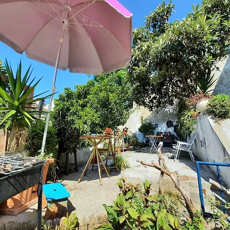 Historical Flat Design Apartamento